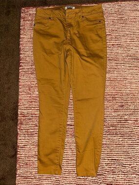 Blue Spice Men's Khaki Straight-Leg Chinos